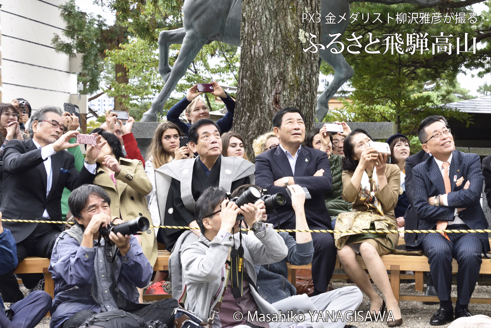 秋の高山祭（八幡祭）　撮影・柳沢雅彦